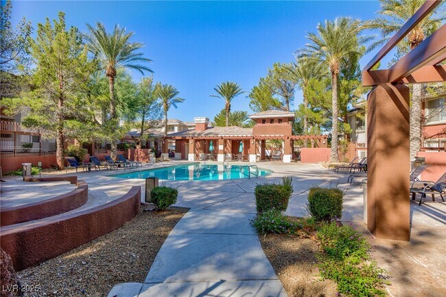 property at 905 Domnus Ln
