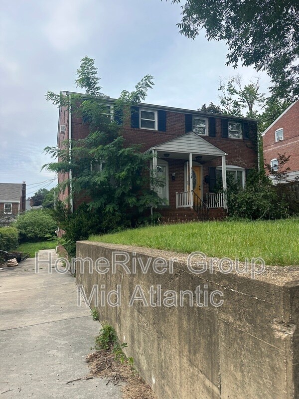 3106 S Hayes St in Arlington, VA - Building Photo - Building Photo