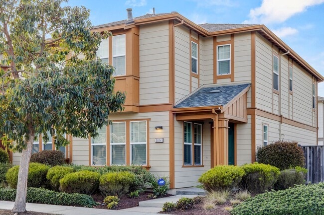 property at 3014 Shorebird Pl