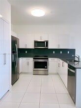 15650 SW 136th St in Miami, FL - Building Photo - Building Photo