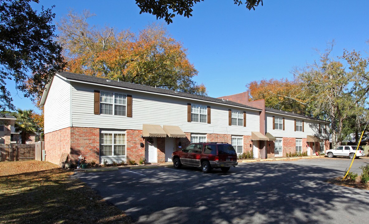 1207 Canal St in Pascagoula, MS - Building Photo