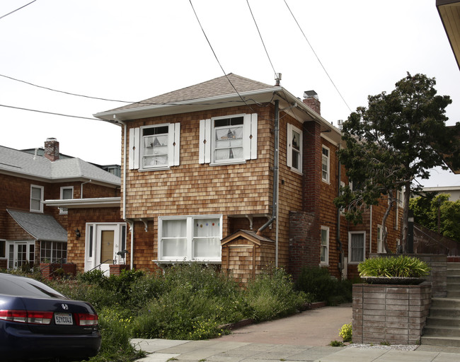 2421 Webster St in Berkeley, CA - Building Photo - Building Photo