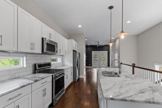 419 Avondale Dr in Nashville, TN - Building Photo - Building Photo