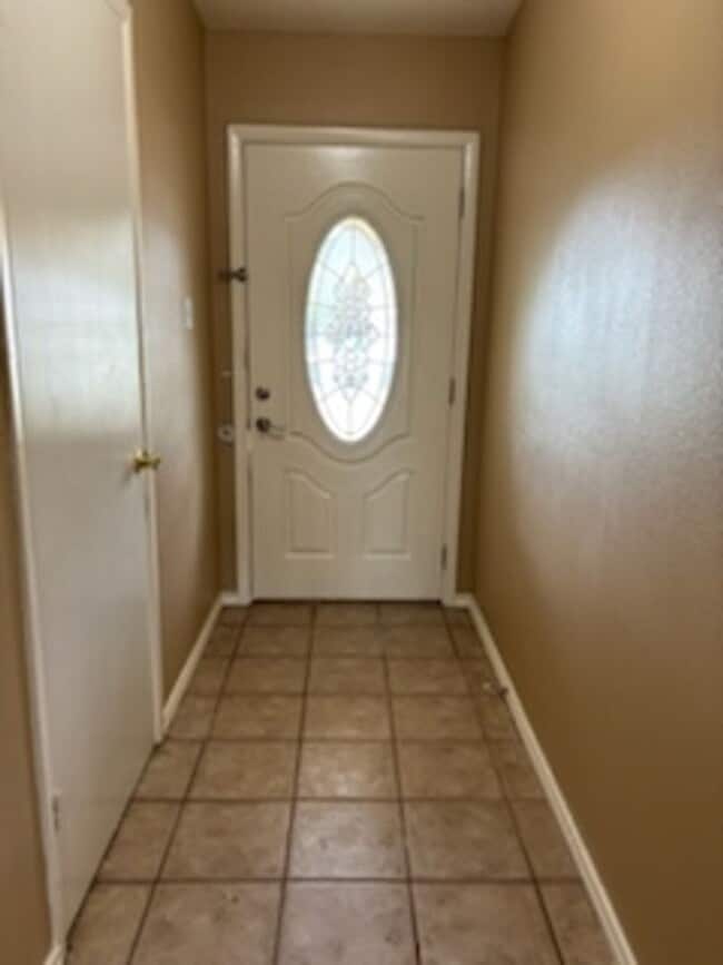 1826 Laven Dr in San Antonio, TX - Building Photo - Building Photo