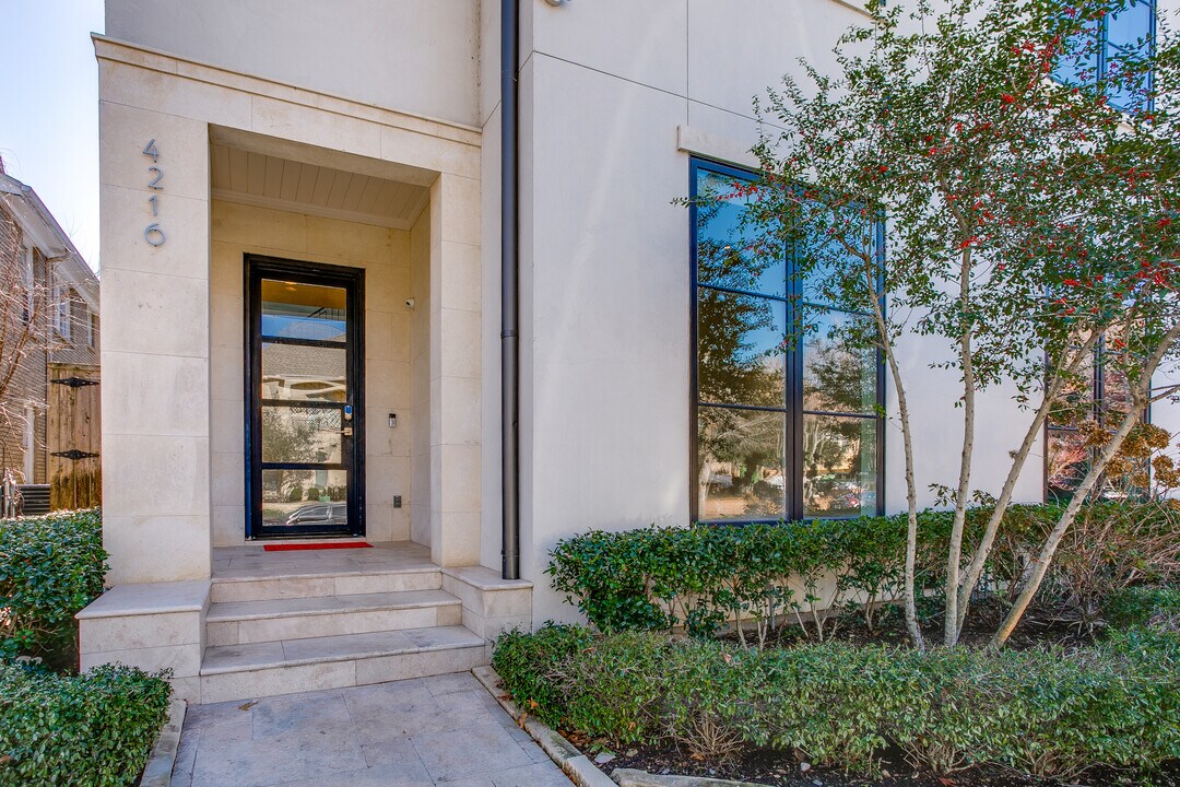 4216 Prescott Ave in Dallas, TX - Foto de edificio