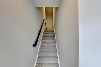 953 Woods Chapel Rd in Sugar Hill, GA - Building Photo - Building Photo