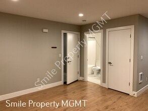 2416 SE Morrison St in Portland, OR - Building Photo - Building Photo
