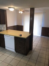 110 E Josephine St in Weatherford, TX - Building Photo - Building Photo
