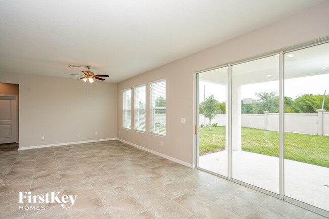6706 Devesta Lp in Palmetto, FL - Building Photo - Building Photo