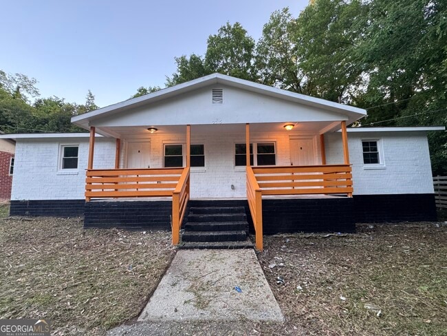 property at 2305 Felton Ave