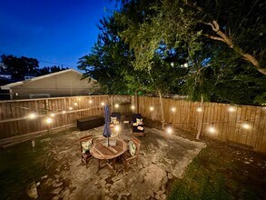 1615 Houston Ave in Houston, TX - Building Photo - Building Photo