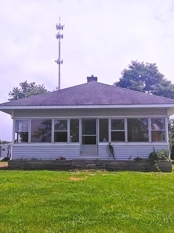 property at 2175 E Main St