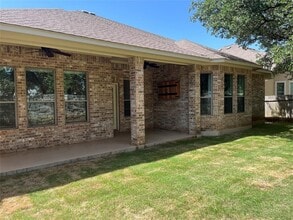 2644 Hilltop Divide Ln in Leander, TX - Building Photo - Building Photo