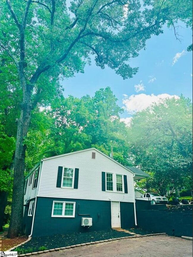1B Christopher St in Greenville, SC - Building Photo - Building Photo