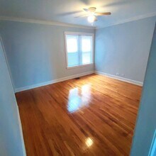 7255 S Washtenaw Ave. in Chicago, IL - Building Photo - Building Photo