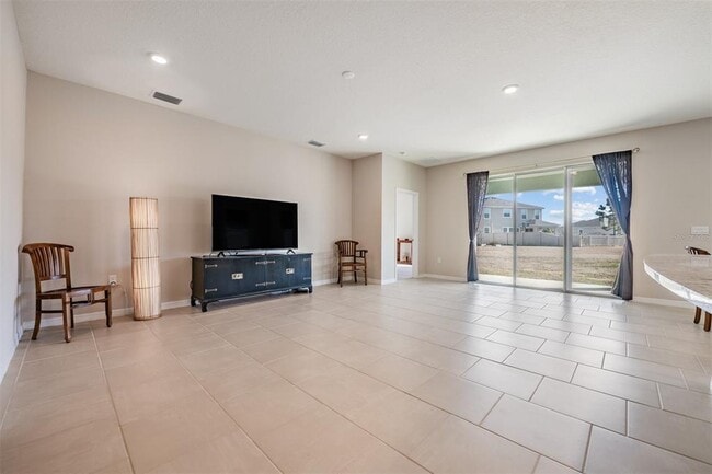 10653 Tally Fawn Loop in San Antonio, FL - Building Photo - Building Photo