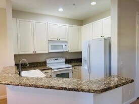 4390 Berkshire Wharf Dr in Lake Worth Beach, FL - Building Photo