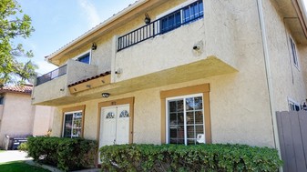 7872 Liberty Dr in Huntington Beach, CA - Foto de edificio - Building Photo