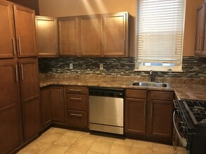 4988 Neosho St in St. Louis, MO - Building Photo - Building Photo