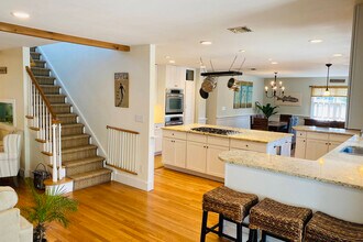 69 Accabonac Rd in East Hampton, NY - Building Photo - Building Photo