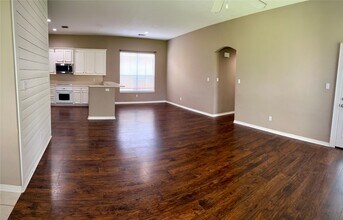 13032 Centaurus Ct in Willis, TX - Building Photo - Building Photo