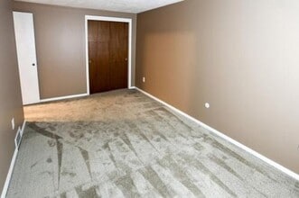 468 South St in Lockport, NY - Building Photo - Building Photo