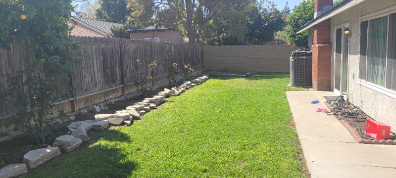 11180 Cochran Ave in Riverside, CA - Foto de edificio