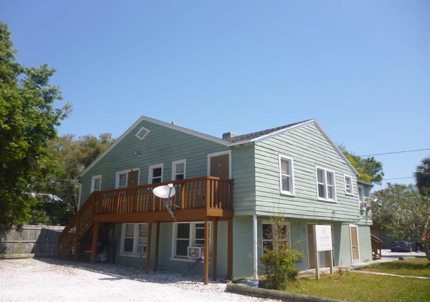 Cabana Bay Apartments in Gulfport, FL - Building Photo