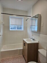 700 Cummins Hwy in Boston, MA - Building Photo - Building Photo