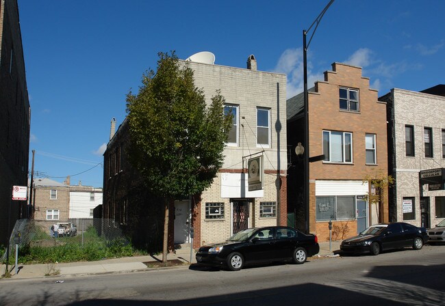 Freddie in Chicago, IL - Building Photo - Building Photo