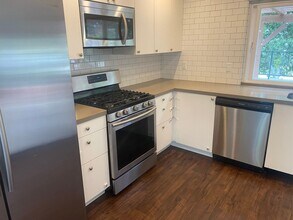 5307 Maple View Cir in Camarillo, CA - Building Photo - Building Photo