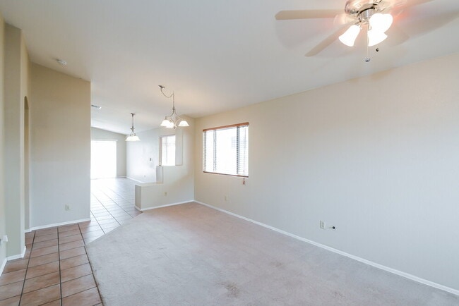 10179 E Paseo Juan Tabo in Tucson, AZ - Building Photo - Building Photo