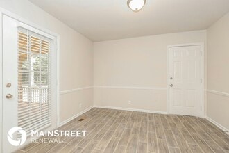 132 Lynnford Dr in Murfreesboro, TN - Foto de edificio - Building Photo