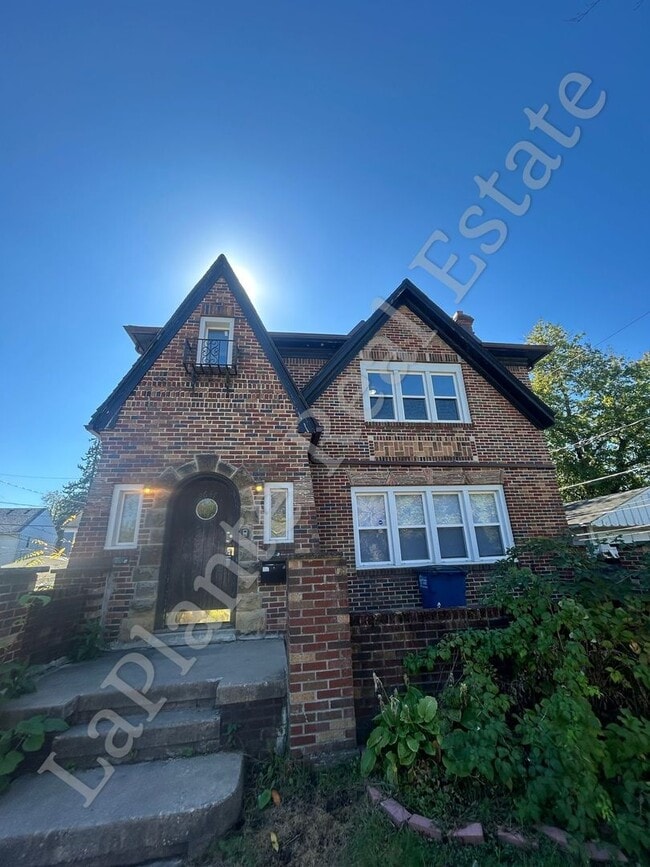 property at 2647 Greenway St