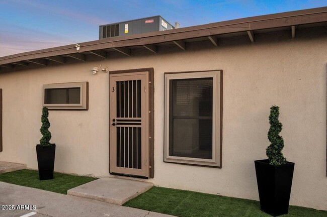 1108 S 33rd Ave in Phoenix, AZ - Building Photo - Building Photo