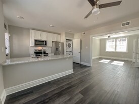 7505 Pershing Ave in University City, MO - Building Photo