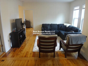 70 Summer St in Somerville, MA - Building Photo - Building Photo