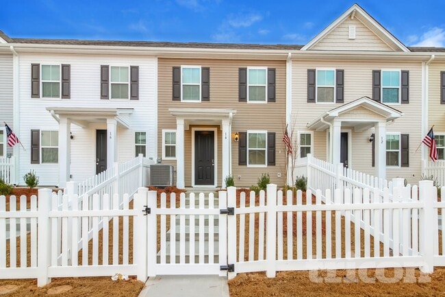 property at 14 Beautyberry St