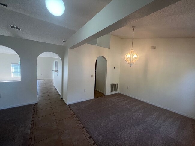 3 Longfellow Dr in Palm Coast, FL - Building Photo - Building Photo