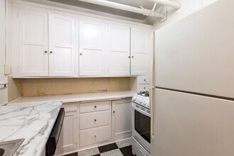 3400 Harriet Ave S in Minneapolis, MN - Building Photo - Interior Photo