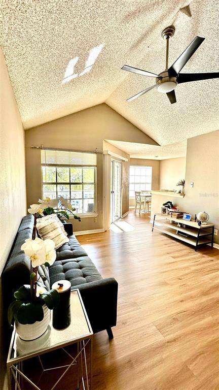 1065 S Hiawassee Rd in Orlando, FL - Building Photo - Building Photo
