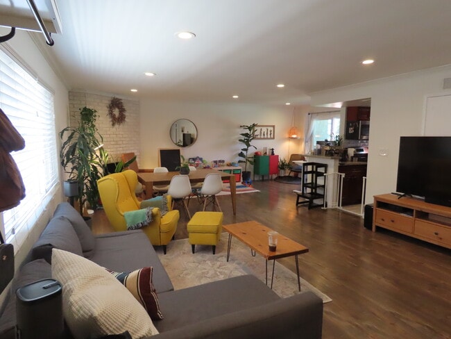 property at 11337 Nebraska Ave