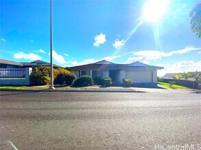 98-747-747 Naali'i St in Aiea, HI - Building Photo - Building Photo