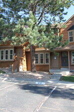 6737 Mountain Top Ln in Colorado Springs, CO - Foto de edificio - Building Photo