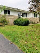 1133 McCarley Dr W, Unit 1133