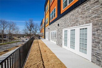 904 Garland Ave in Fayetteville, AR - Foto de edificio - Building Photo