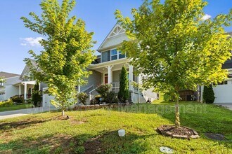 441 Chinook Dr in Nashville, TN - Foto de edificio - Building Photo