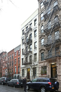 244 West 22nd Street in New York, NY - Building Photo - Building Photo