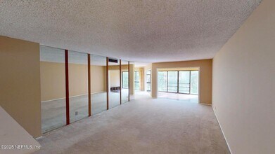 8777 Como Lake Dr, Unit 8777 in Jacksonville, FL - Building Photo - Building Photo