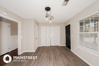 1310 25th Ave in Hueytown, AL - Foto de edificio - Building Photo